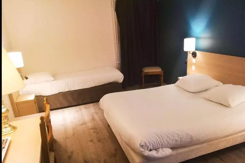 スタンダードトリプルルーム, Comfort Hotel Pithiviers