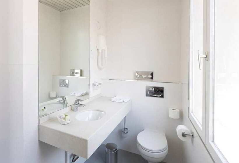 Классический Номер, Hôtel La Résidence Du Berry
