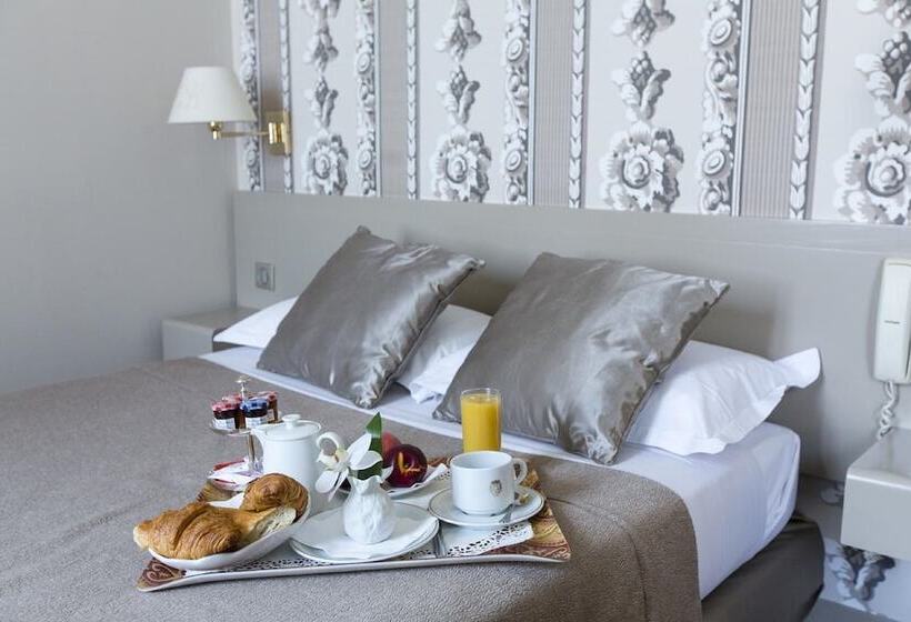 Классический Номер, Hôtel La Résidence Du Berry