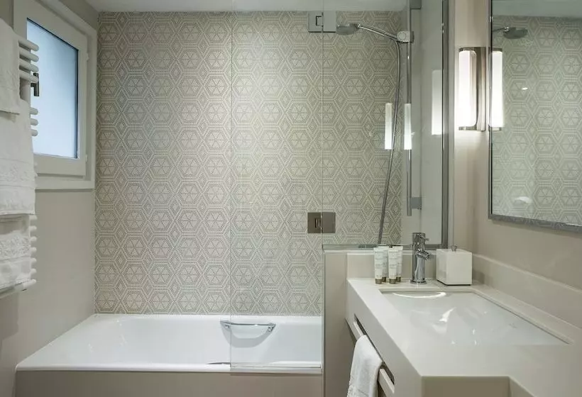 اتاق کلاسیک, Hôtel Parc Saint Séverin   Esprit De France