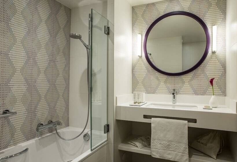 テラス付きデラックスルーム, Hôtel Parc Saint Séverin Esprit De France