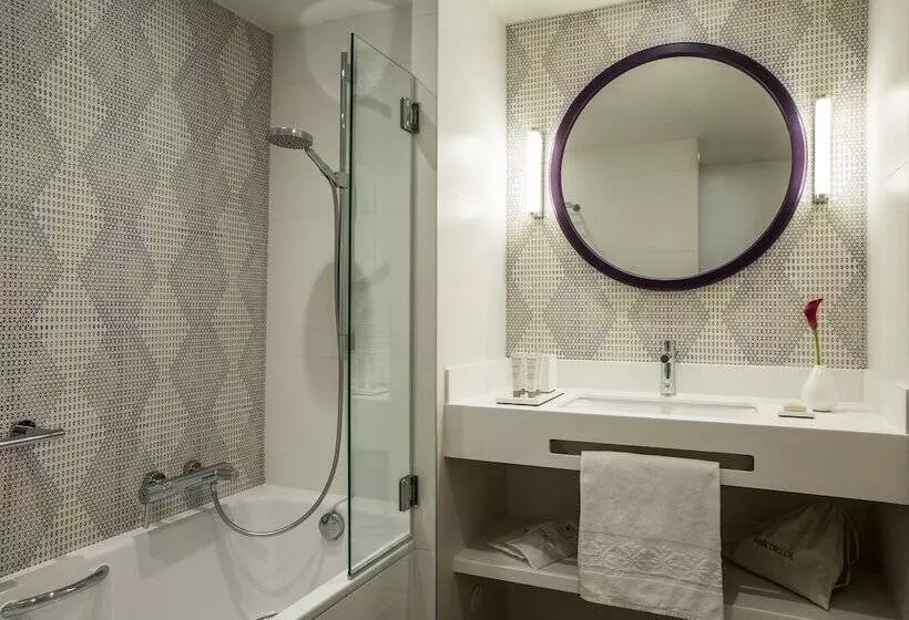 اتاق لوکس با تراس, Hôtel Parc Saint Séverin   Esprit De France