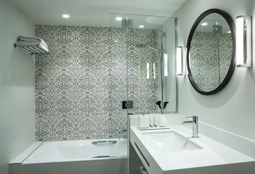 اتاق لوکس با تراس, Hôtel Parc Saint Séverin   Esprit De France