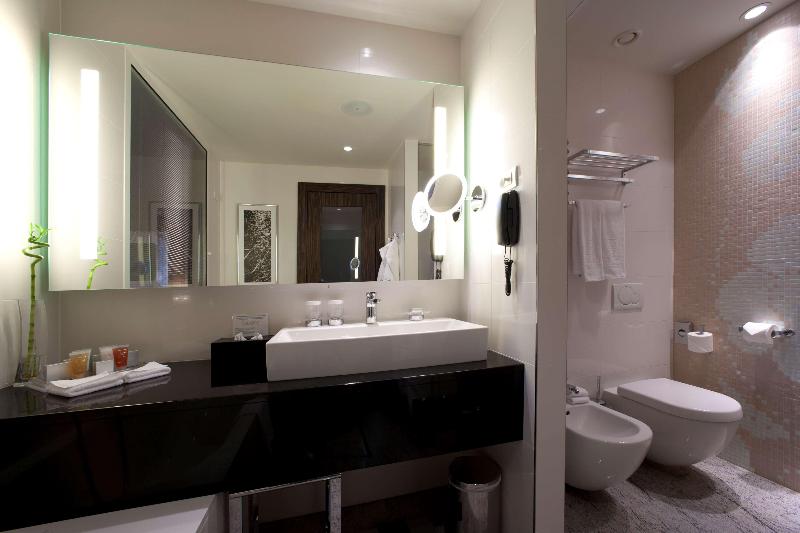 スタンダードシングルルーム, Hôtel Parc Saint Séverin Esprit De France