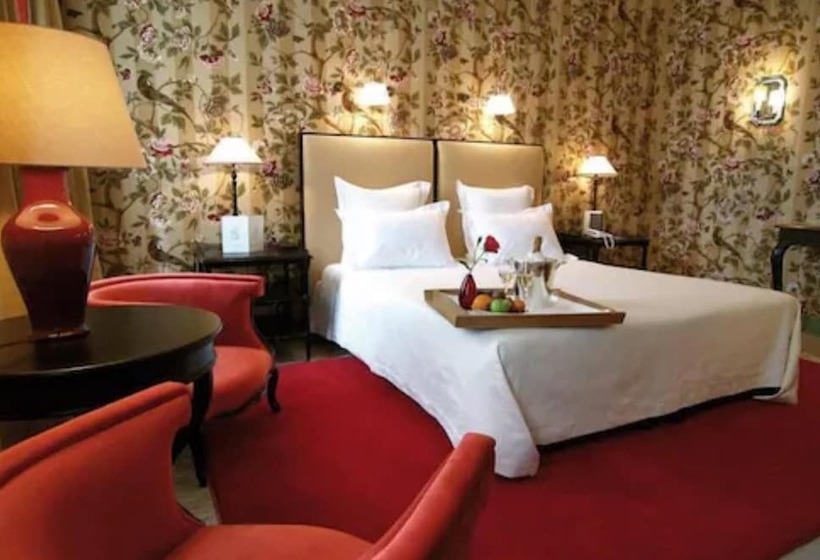 Люкс, Hôtel De Pavie