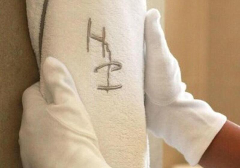 اتاق لوکس, Hôtel De Pavie