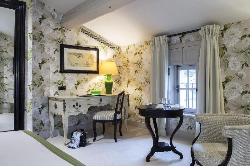 اتاق لوکس, Hôtel De Pavie