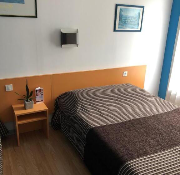 Семейный Номер, Hôtel Au Petit Languedoc