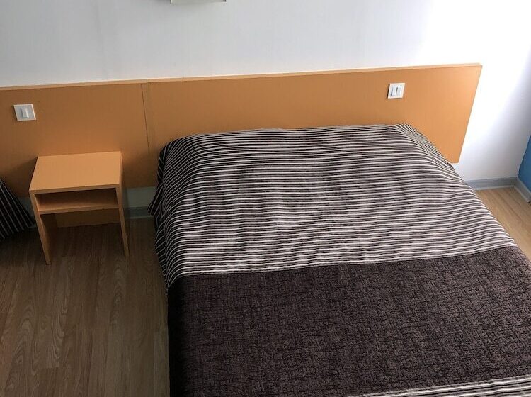 Cameră Standard Individuală, Hôtel Au Petit Languedoc