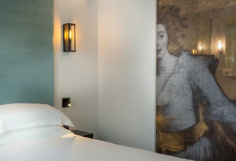 اتاق استاندارد با چشمانداز, Hôtel La Comtesse