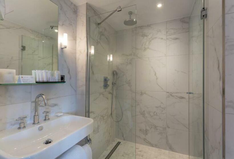 اتاق استاندارد با چشمانداز, Hôtel La Comtesse