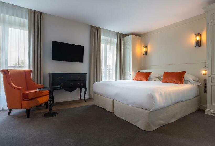 آپارتمان یک خوابه با دری مشترک که هال را جدا می کند., Hôtel La Comtesse