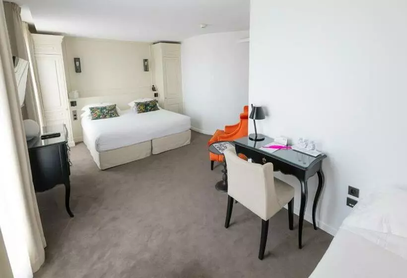 Chambre Deluxe Triple avec Vues, Hôtel La Comtesse