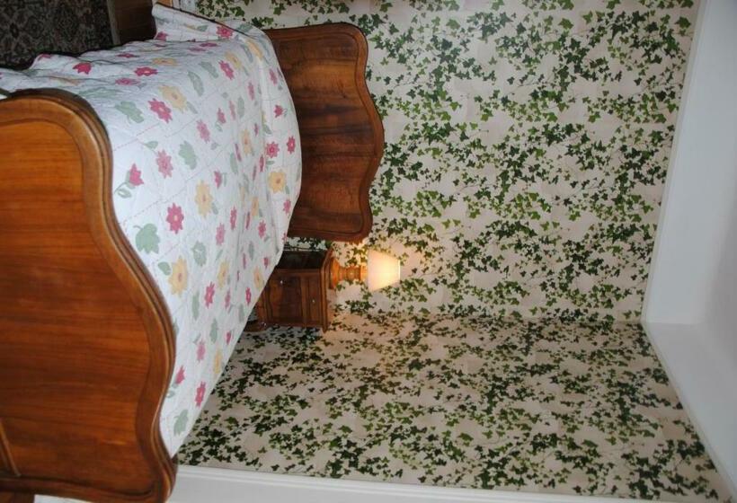 スタンダードシングルルーム, Richemond