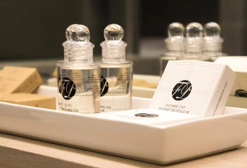 スタンダードトリプルルーム, Richemond