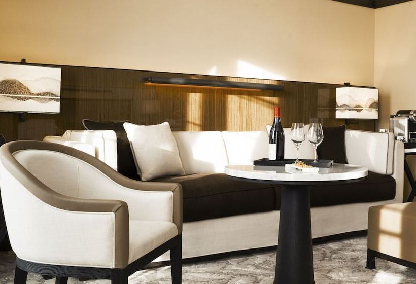 سوییت جونیور, Hyatt Paris Madeleine