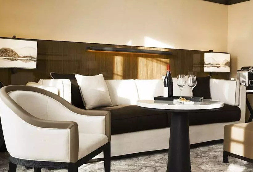 ジュニアスイート, Hyatt Paris Madeleine