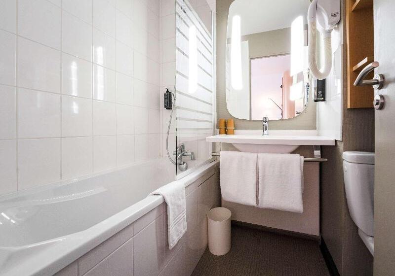 Номер Стандарт, Ibis Montargis