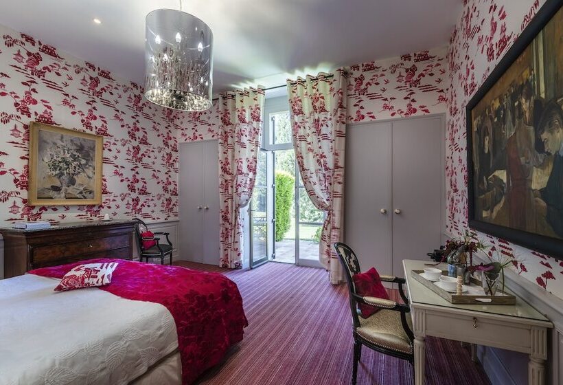 Номер Стандарт, La Chapelle Saint Martin