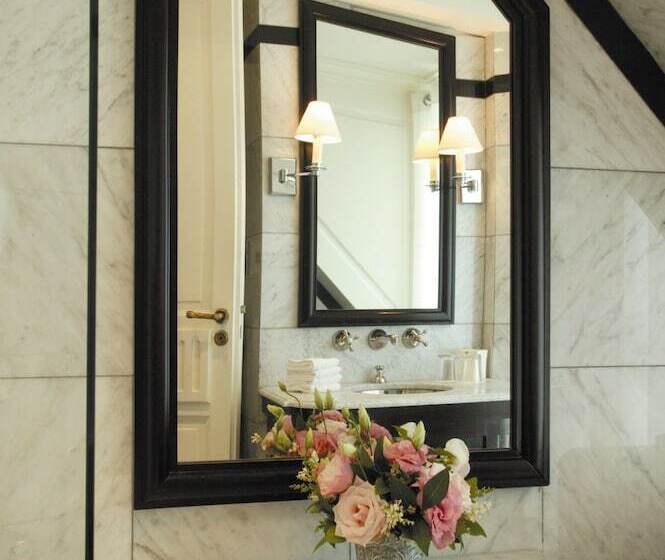 スイート, Le Dokhan S Paris Arc De Triomphe, A Tribute Portfolio