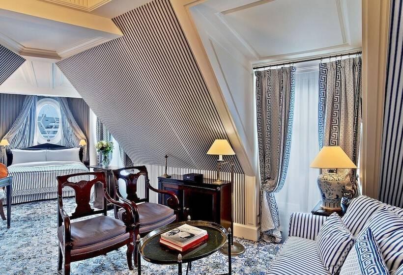 スイート, Le Dokhan S Paris Arc De Triomphe, A Tribute Portfolio