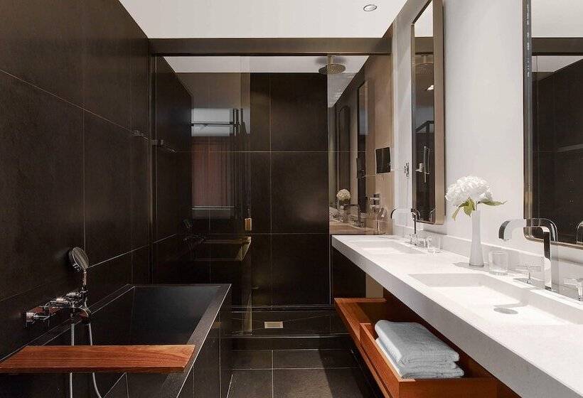 سوئیت با چشمانداز, Le Metropolitan Paris Tour Eiffel, A Tribute Portfolio