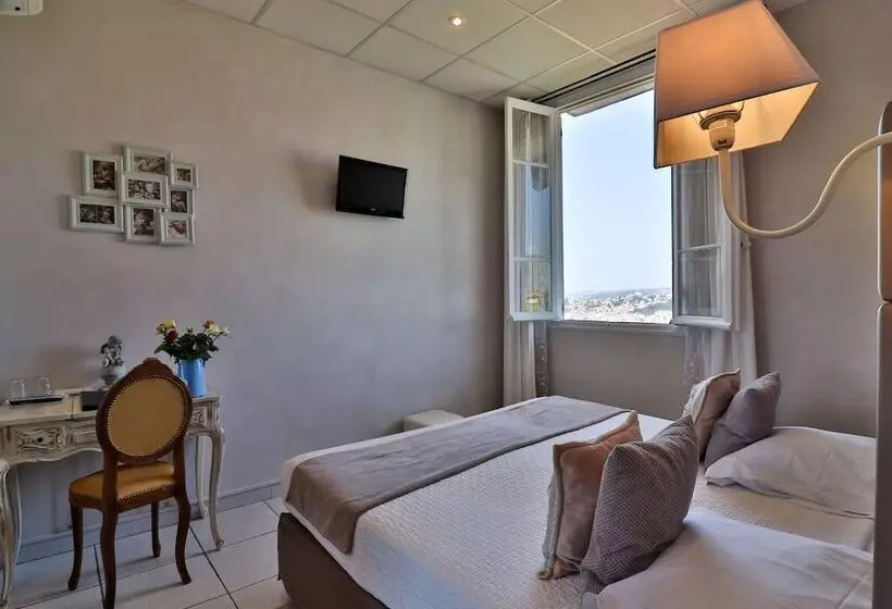 اتاق استاندارد با چشم‌انداز شهر, Le Panoramic Boutique Hôtel