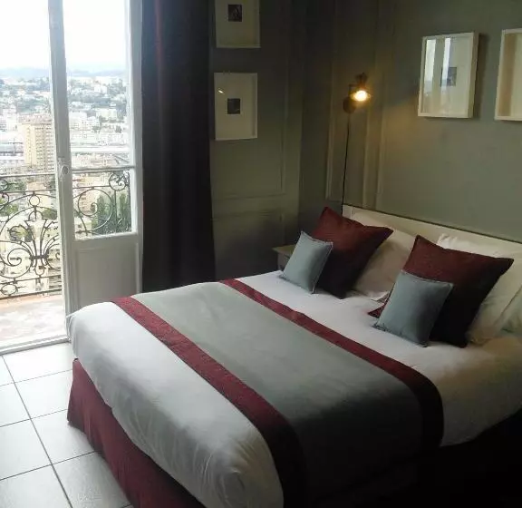 اتاق استاندارد با چشم‌انداز دریا, Le Panoramic Boutique Hôtel
