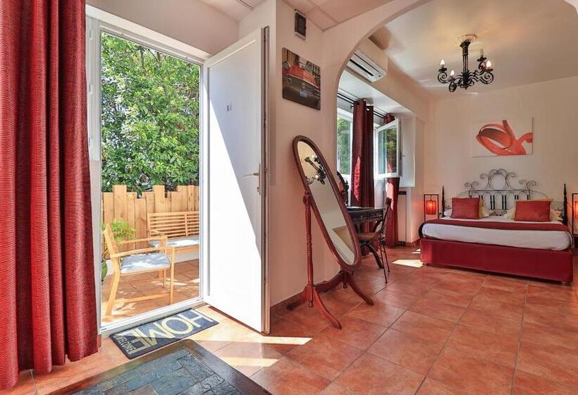 اتاق استاندارد چهار تخته, Le Panoramic Boutique Hôtel