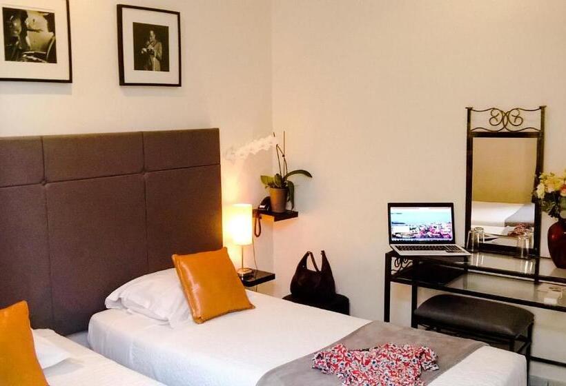 اتاق استاندارد, Le Panoramic Boutique Hôtel