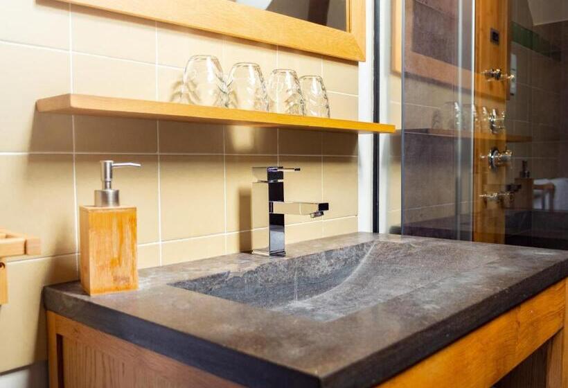 Номер Стандарт, Le Relais Des Lacs Bourgogne Morvan