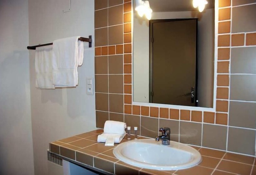 Четырехместный Номер Стандарт, Le Relais Des Lacs Bourgogne Morvan