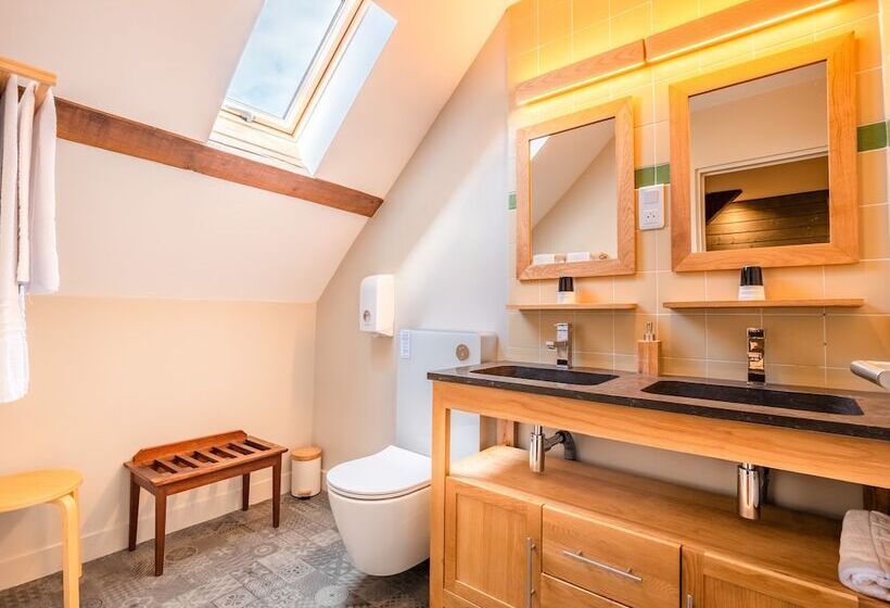 Четырехместный Номер Стандарт, Le Relais Des Lacs Bourgogne Morvan