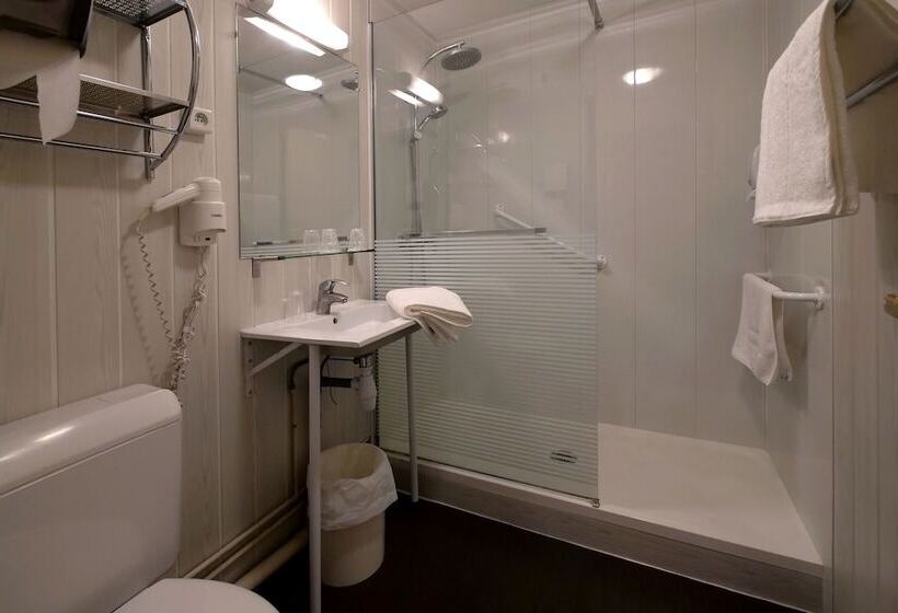 غرفة قياسية فردية, Le Vert Galant