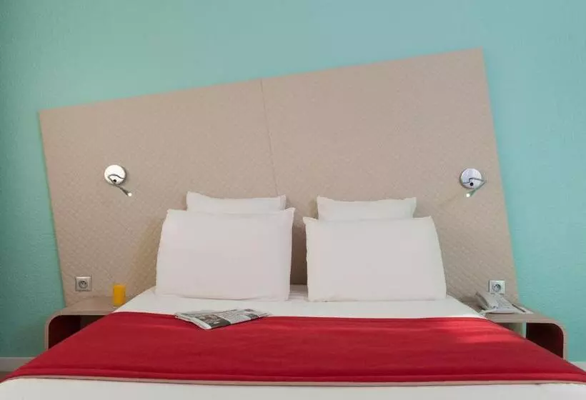 ダブルベッドスタンダードルーム, Mercure Paris Le Bourget Aeroport