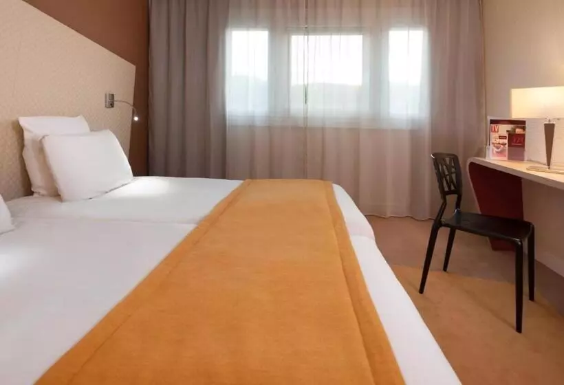 スタンダードルーム, Mercure Paris Le Bourget Aeroport