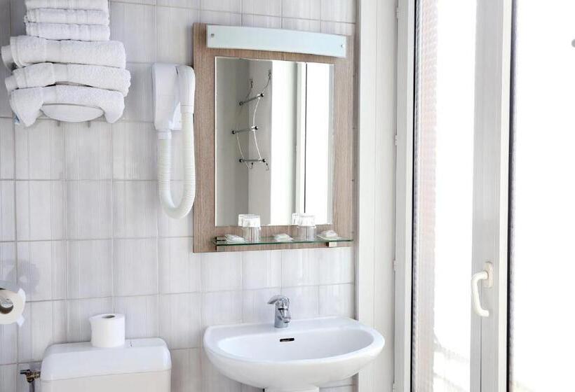 اتاق استاندارد, Paris Villette