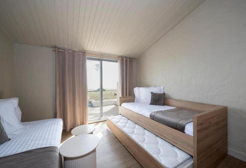 Standard Triple Room Sea View, Punta Lara Noirmoutier Vue Mer Nouvellement Rénové