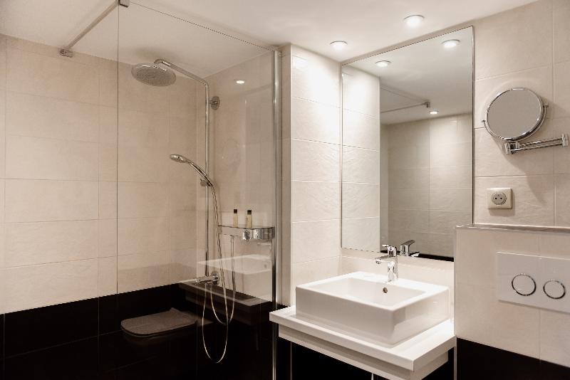 Номер Комфорт, Restaurant Relais De La Poste  Strasbourg Nord