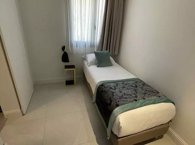 Camera Familiare, Le Confidentiel Hôtel & Spa