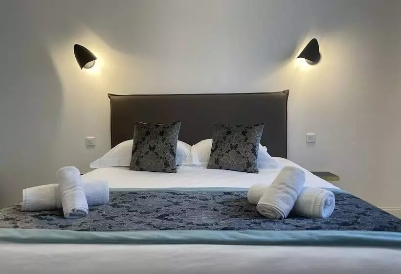 Camera Familiare, Le Confidentiel Hôtel & Spa