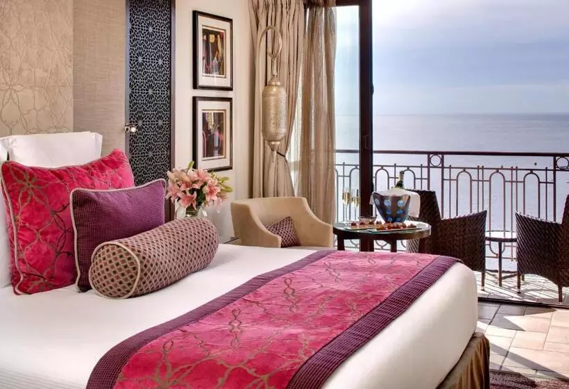 اتاق لوکس با چشم‌انداز دریا, Tiara Miramar Beach Hotel & Spa