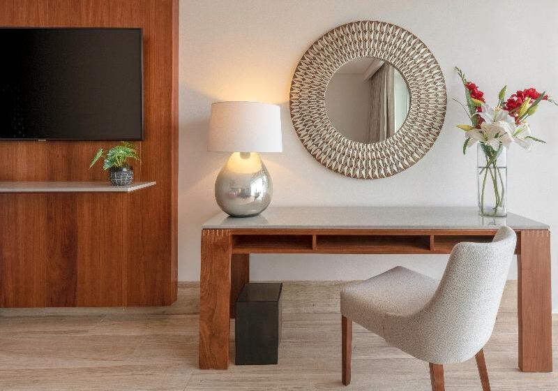 スーペリアールーム, Virgina