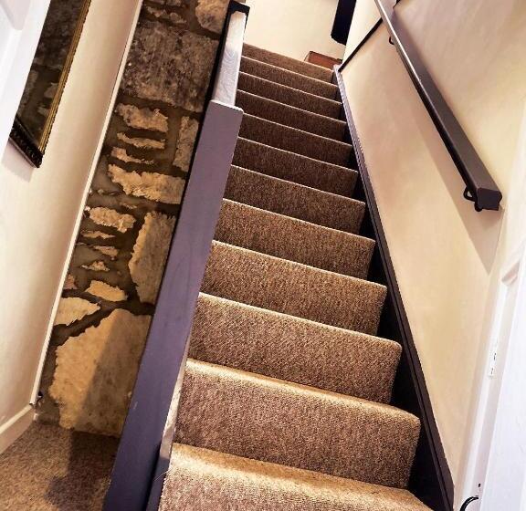 חדר דחוקס עם מיטת קינג, Inn For All Seasons