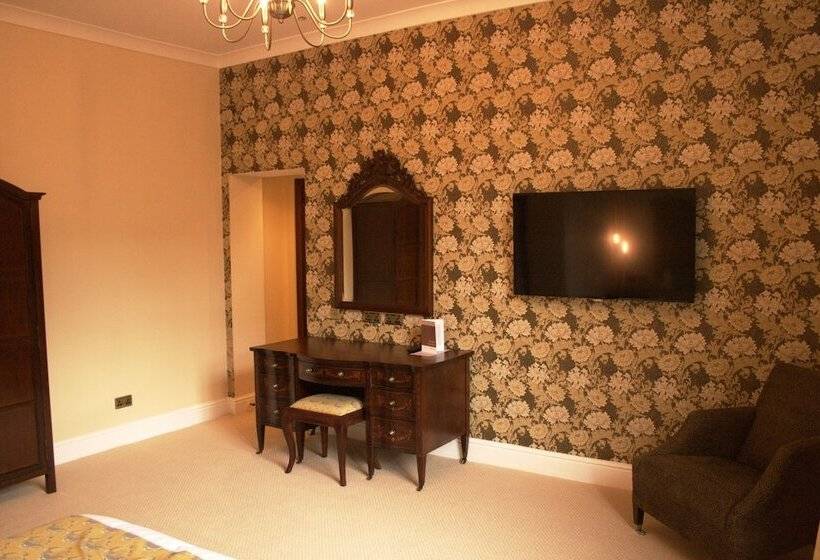 סוויטה, Best Western Plough And Harrow