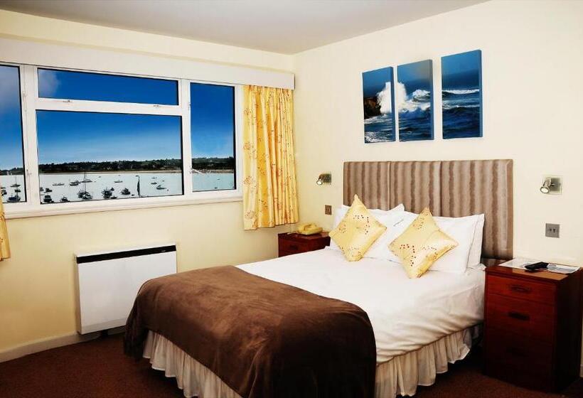 اتاق استاندارد با چشم‌انداز, Dolphin