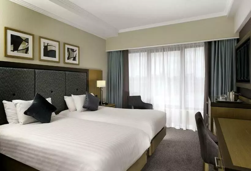 スタンダードルーム, Doubletree By Hilton  London  Victoria