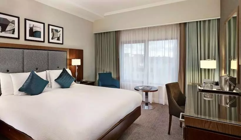 デラックスルーム, Doubletree By Hilton  London  Victoria