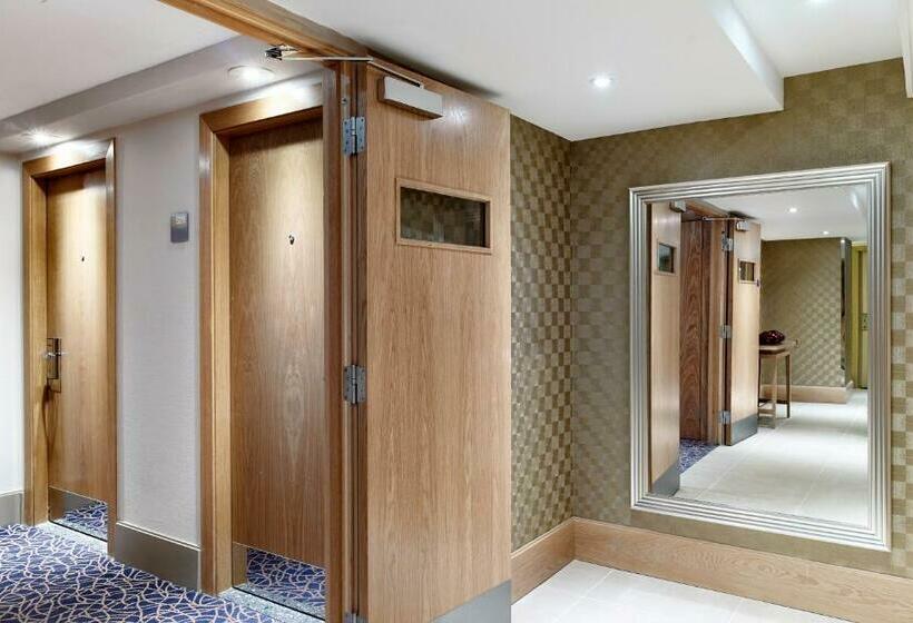 Номер Deluxe Кровать Кинг, Doubletree By Hilton  London  Victoria