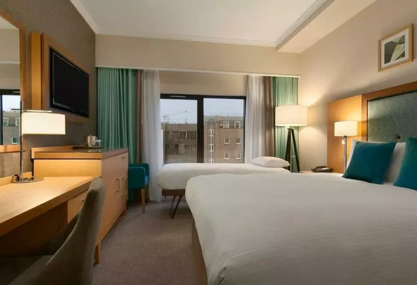 デラックスファミリールーム, Doubletree By Hilton  London  Victoria